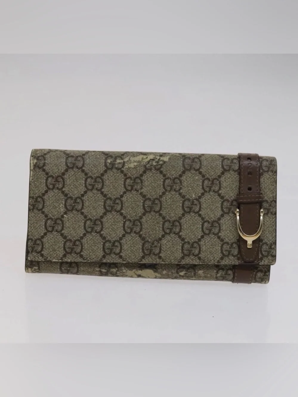 Gucci GG Supreme Canvas Clutch in Beige and Brown with Gold Accent - Picture 1 of 6